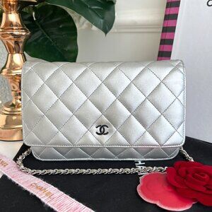 Authentic Chanel Woc Leather Lambskin Silver Chain Crossbody Clutch Bag B0674